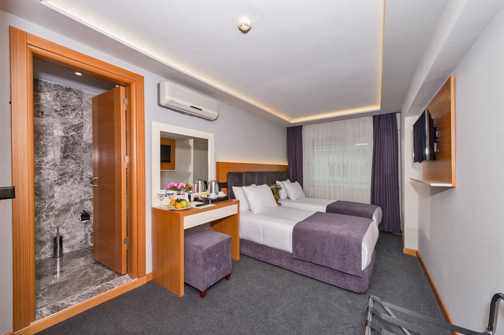 Bergama Hotel Old City Istanboel Buitenkant foto