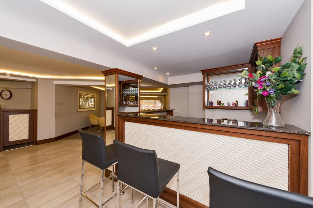 Bergama Hotel Old City Istanboel Buitenkant foto