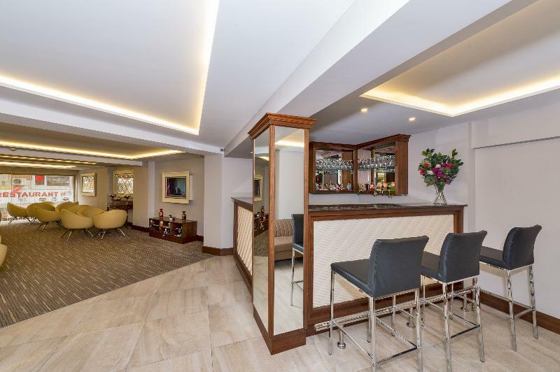 Bergama Hotel Old City Istanboel Buitenkant foto