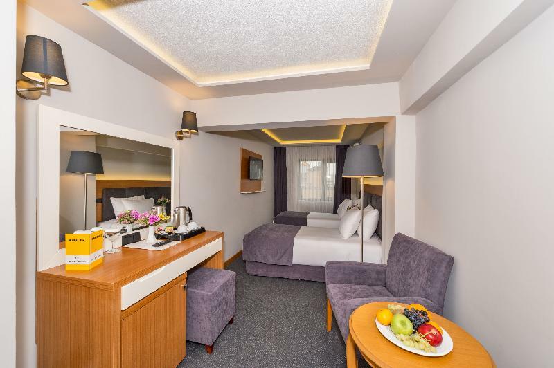 Bergama Hotel Old City Istanboel Buitenkant foto
